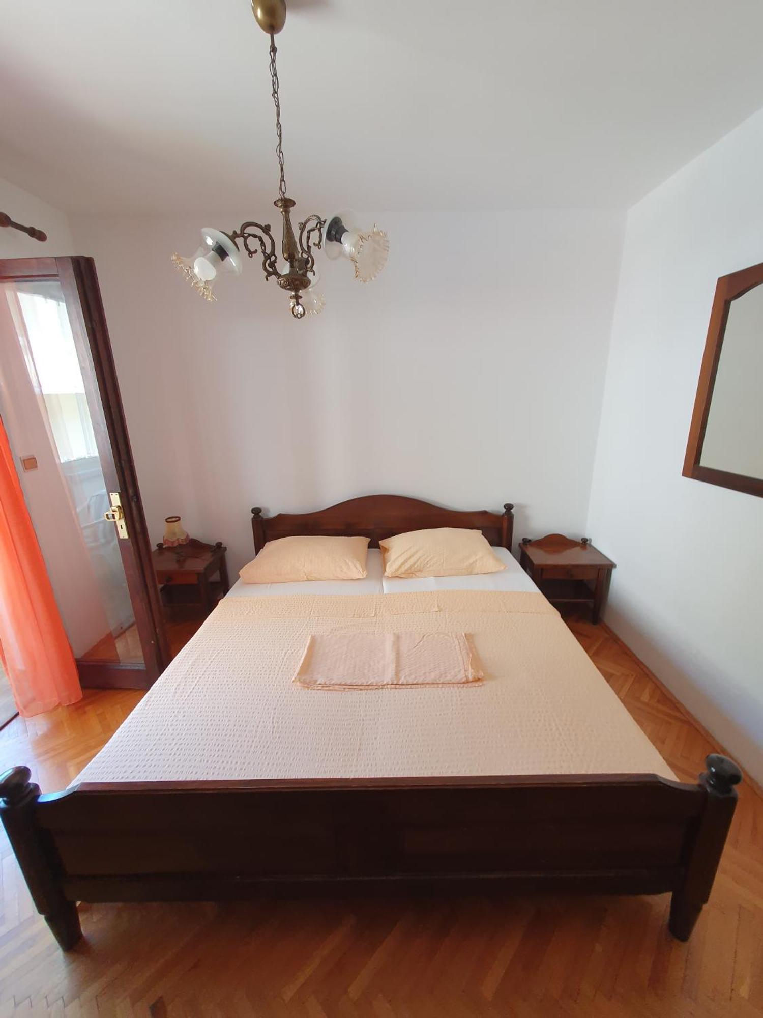 Apartmani Miljak Omiš Exteriör bild