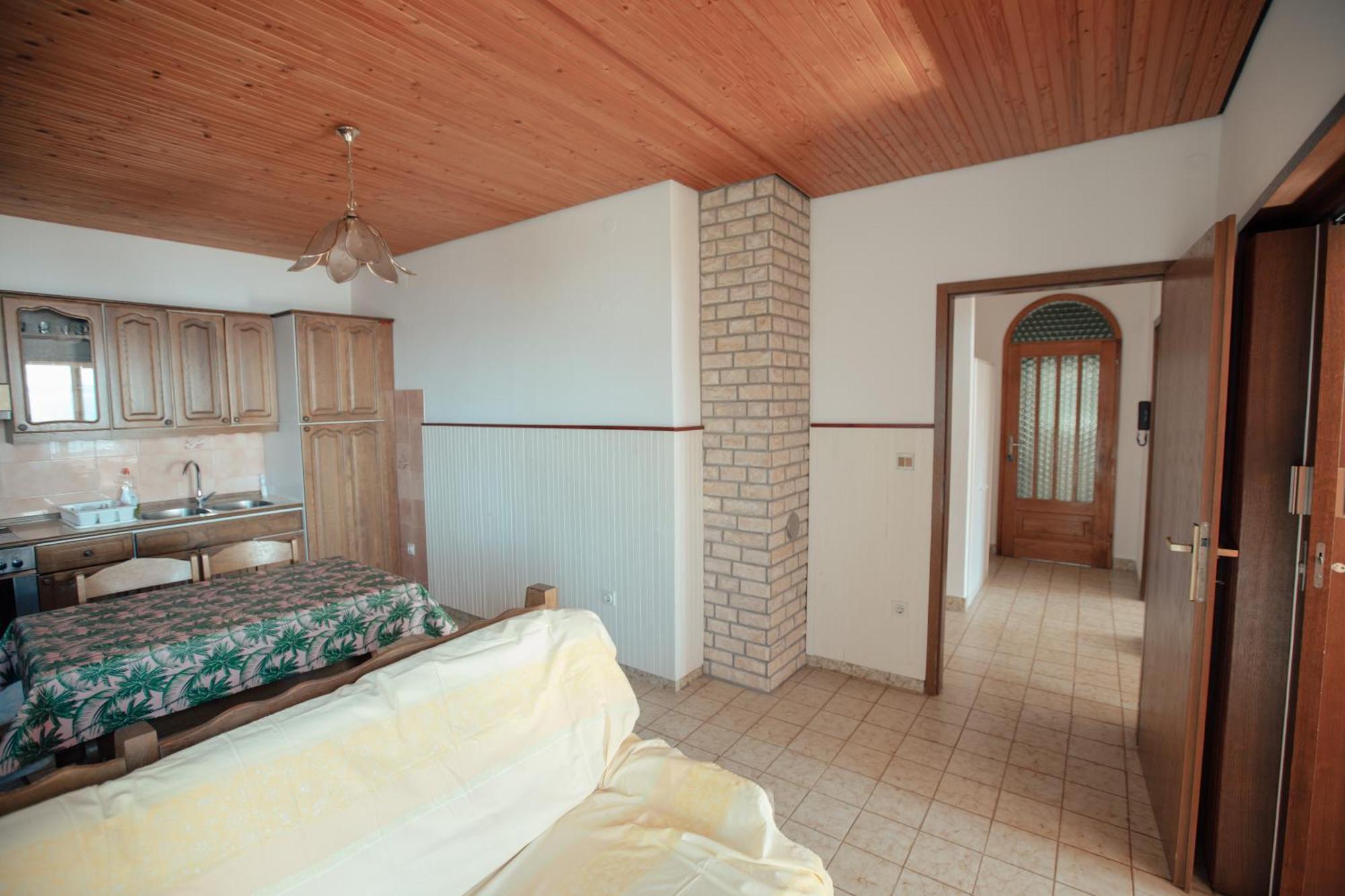 Apartmani Miljak Omiš Exteriör bild