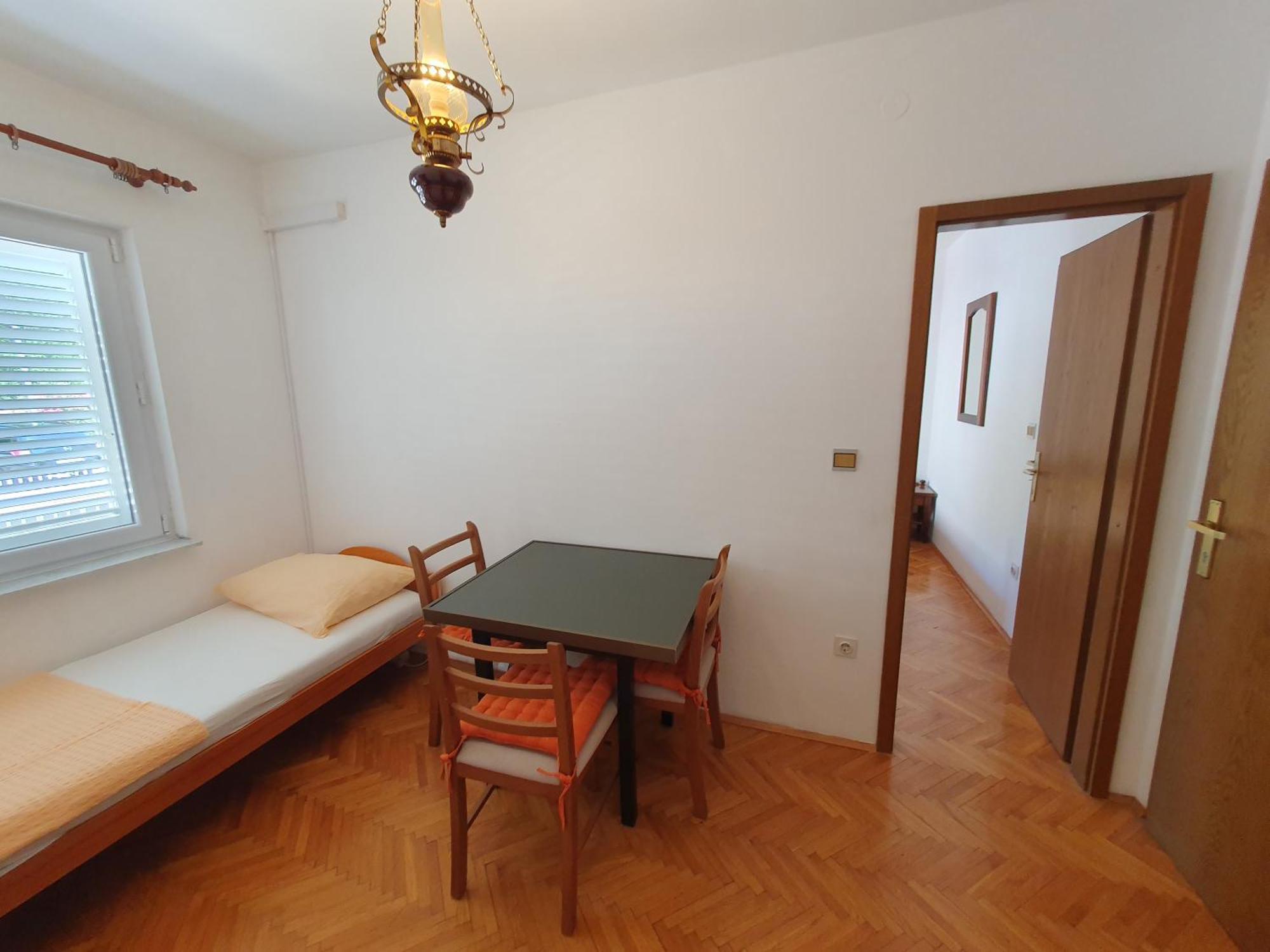 Apartmani Miljak Omiš Exteriör bild