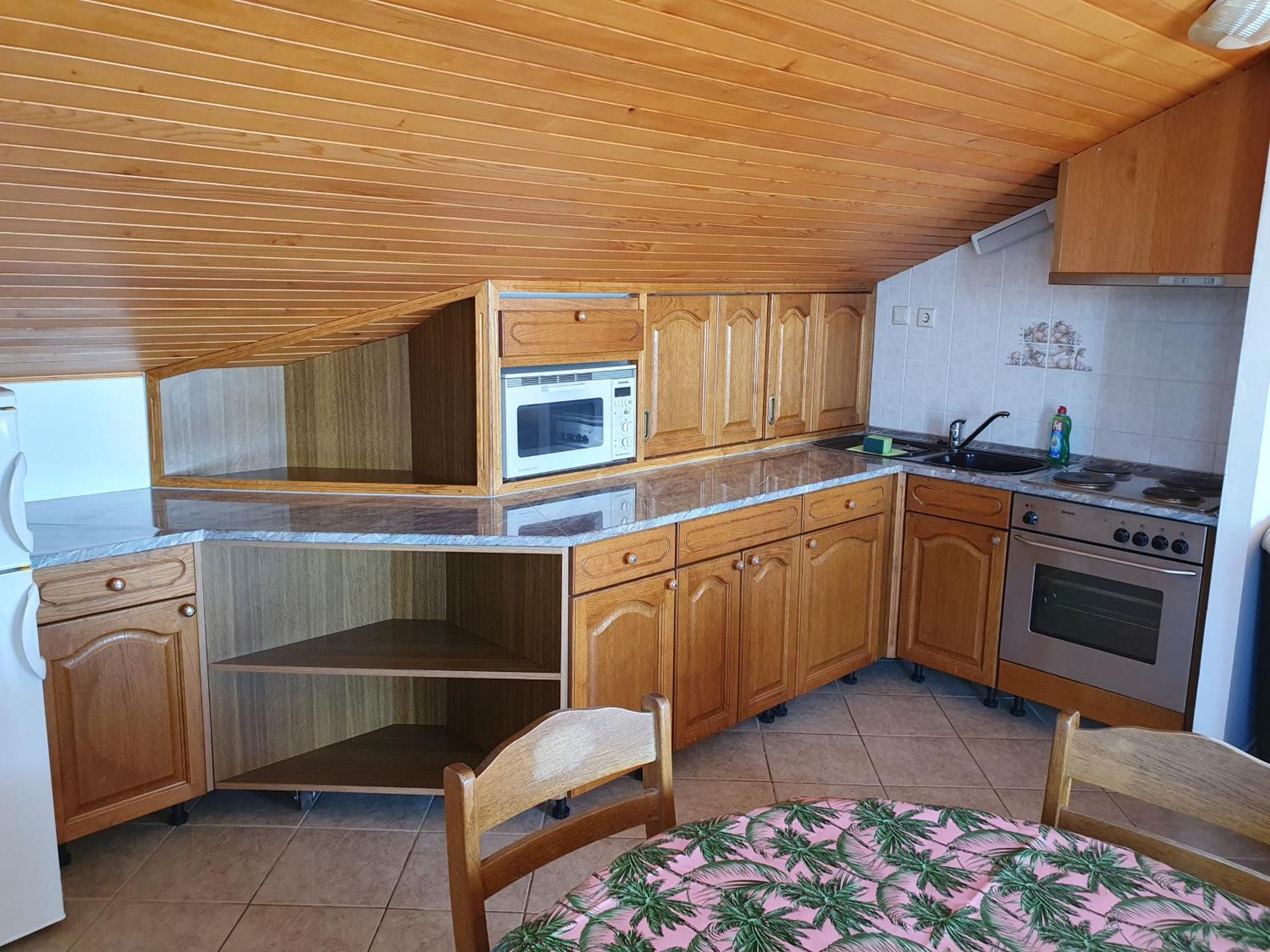 Apartmani Miljak Omiš Exteriör bild