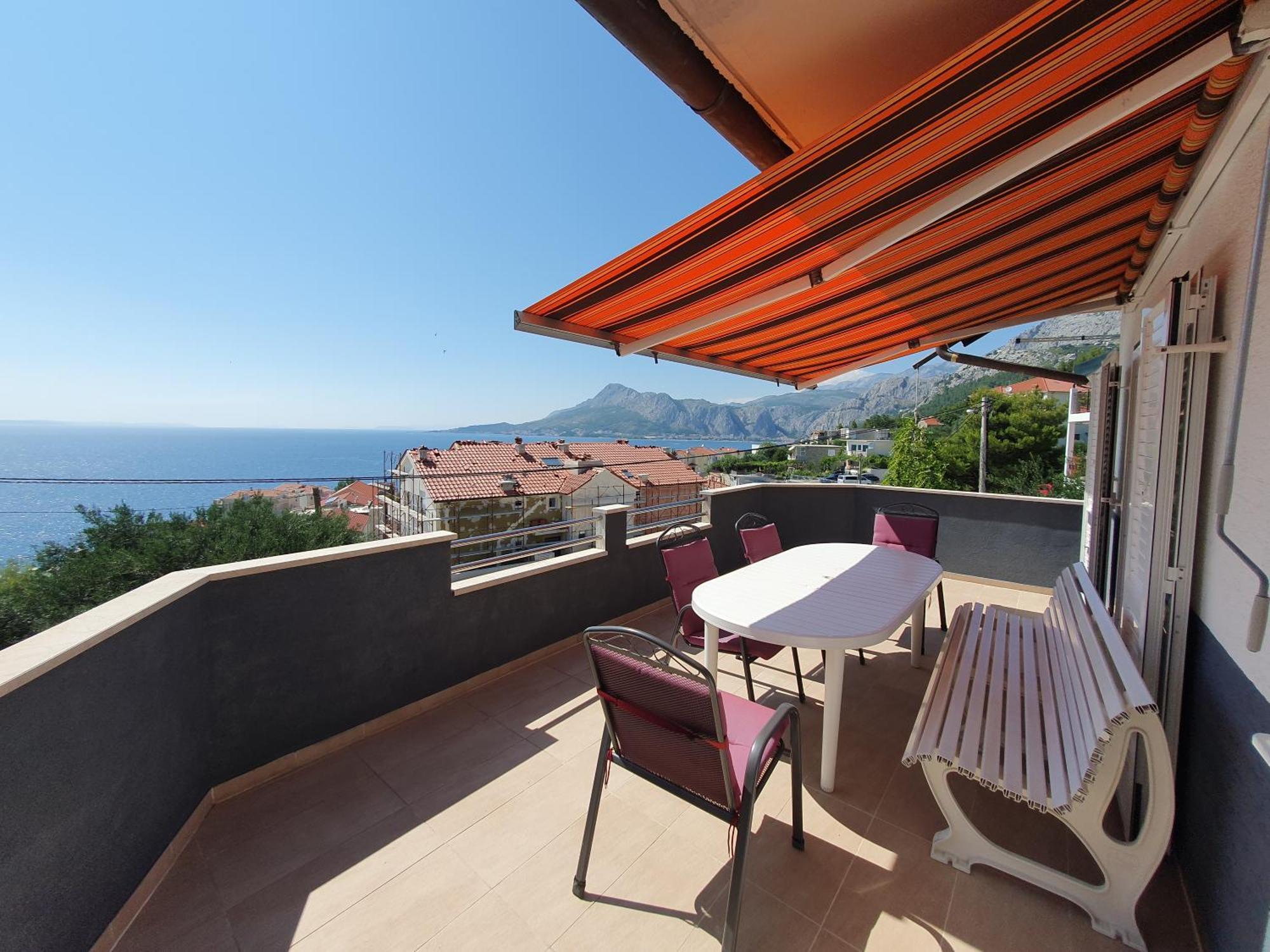 Apartmani Miljak Omiš Exteriör bild