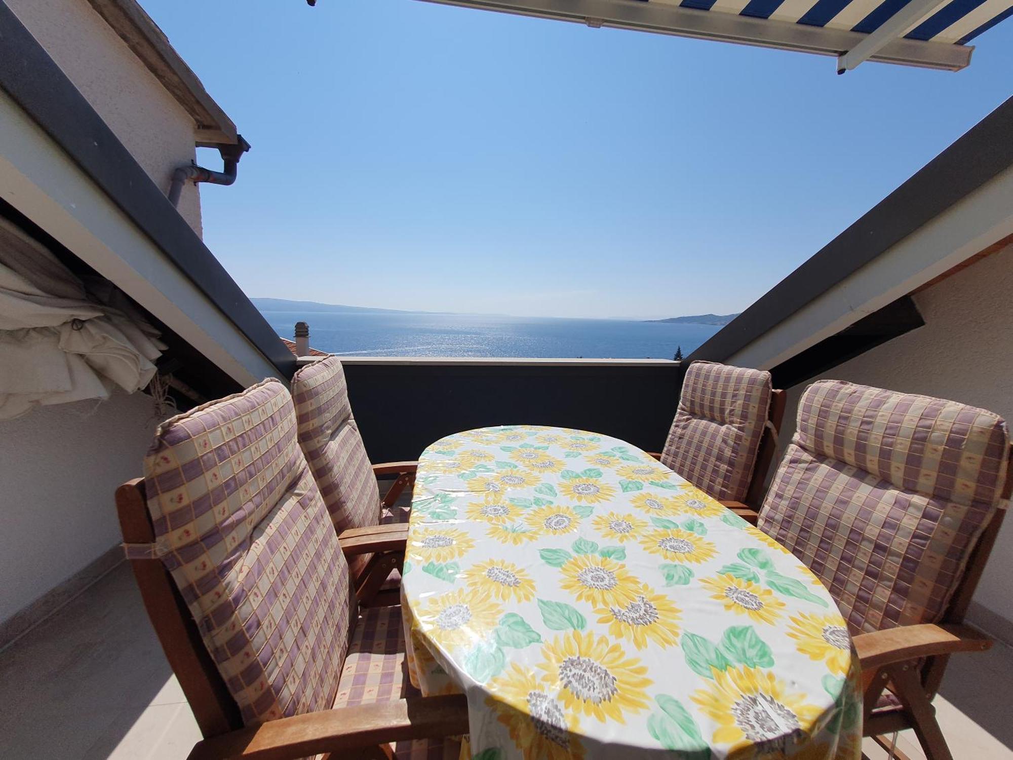 Apartmani Miljak Omiš Exteriör bild