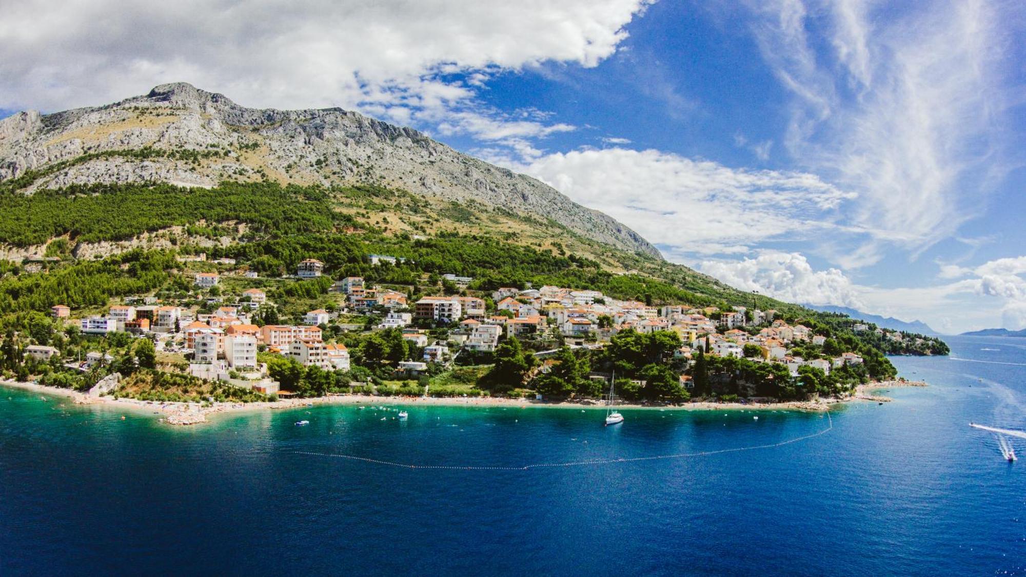 Apartmani Miljak Omiš Exteriör bild